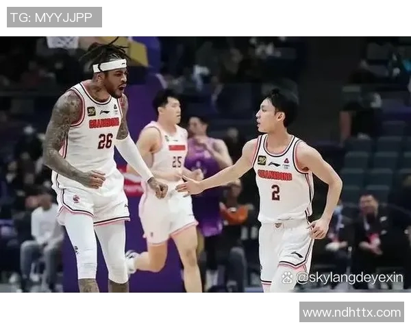 西安篮球队在选拔赛中的灵活性表现与战术调整分析 西安篮球队在选拔赛中的灵活性表现与战术调整分析