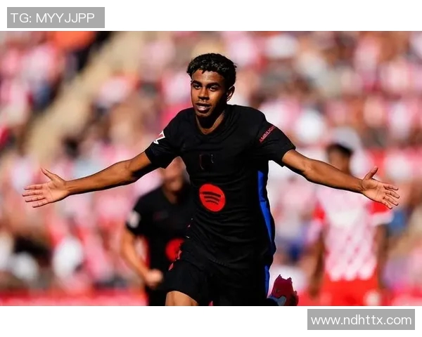 2015年年轻足球明星崭露头角引领新时代足球潮流与梦想